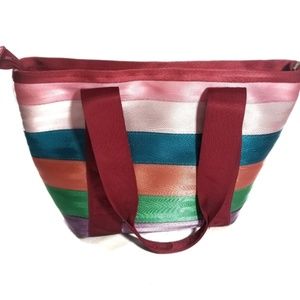 Harveys Multi Color Streamline Seatbelt Med Tote